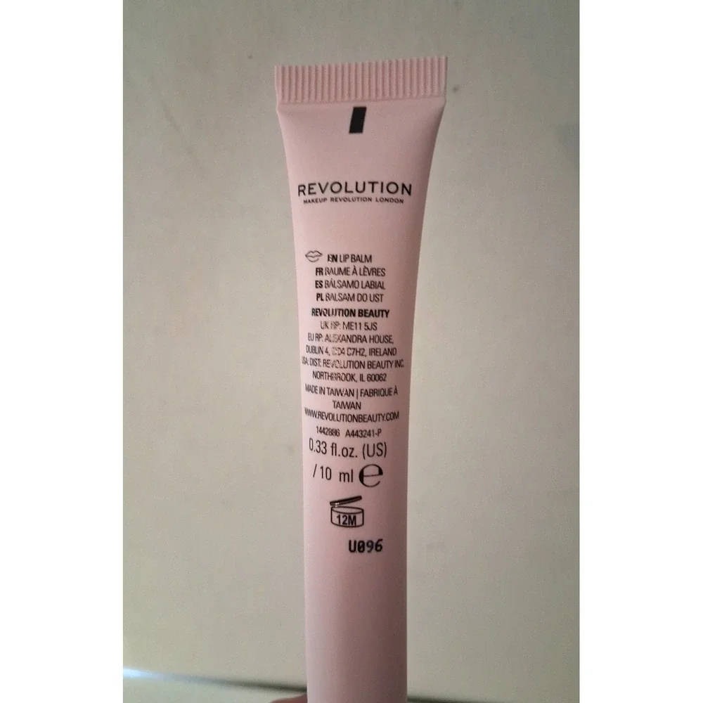 Revolution Rehab Lip Plumper Maximiser Lip Balm Plumping 0.33 fl oz Vit E & C
